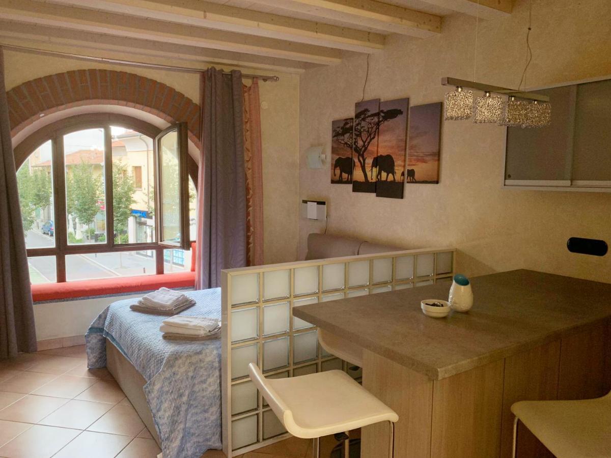 B&B Corte Del Centro Novate Milanese Luaran gambar